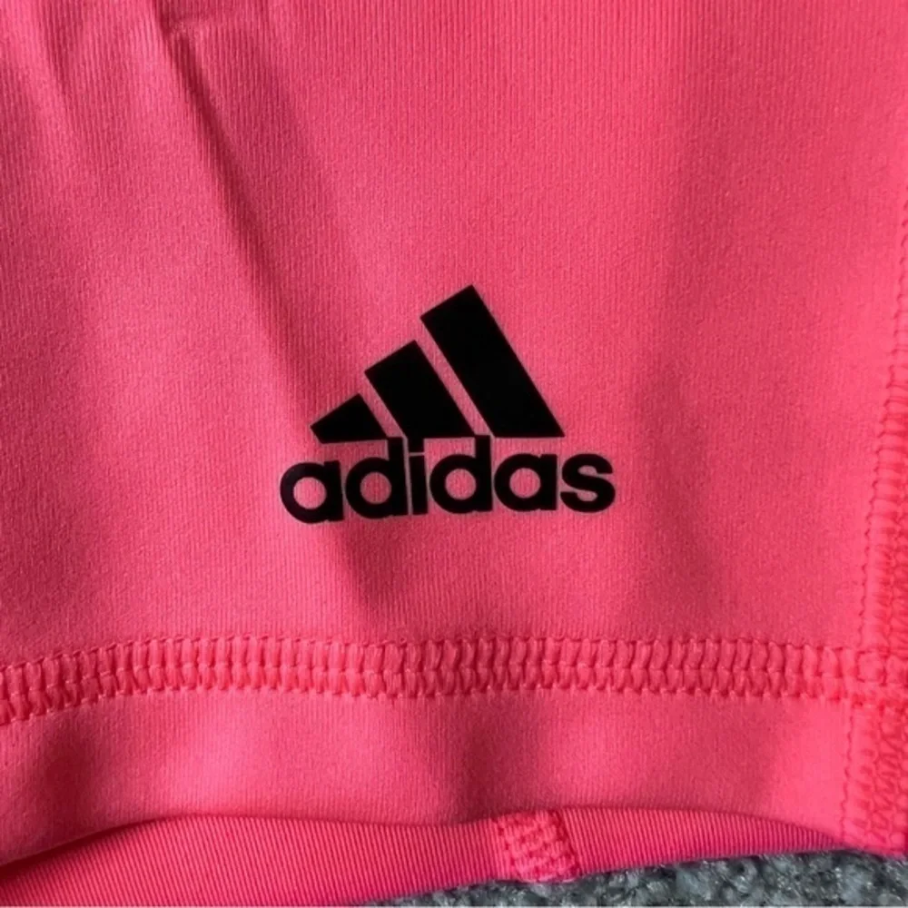 💚NWT Girls Adidas bright coral and black bike shorts size XL (16)